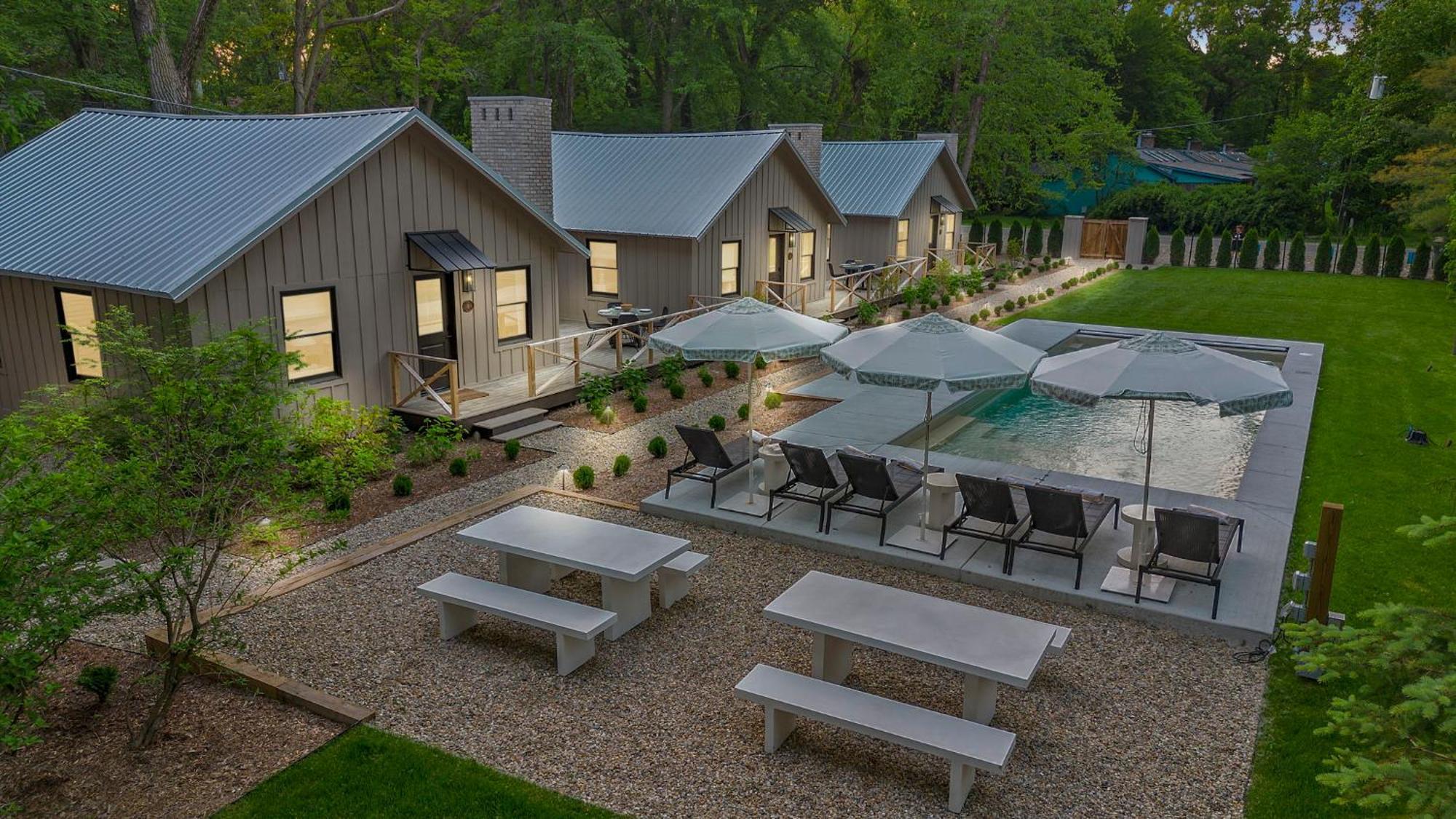 The Townie Cottages - All Units Union Pier Екстериор снимка