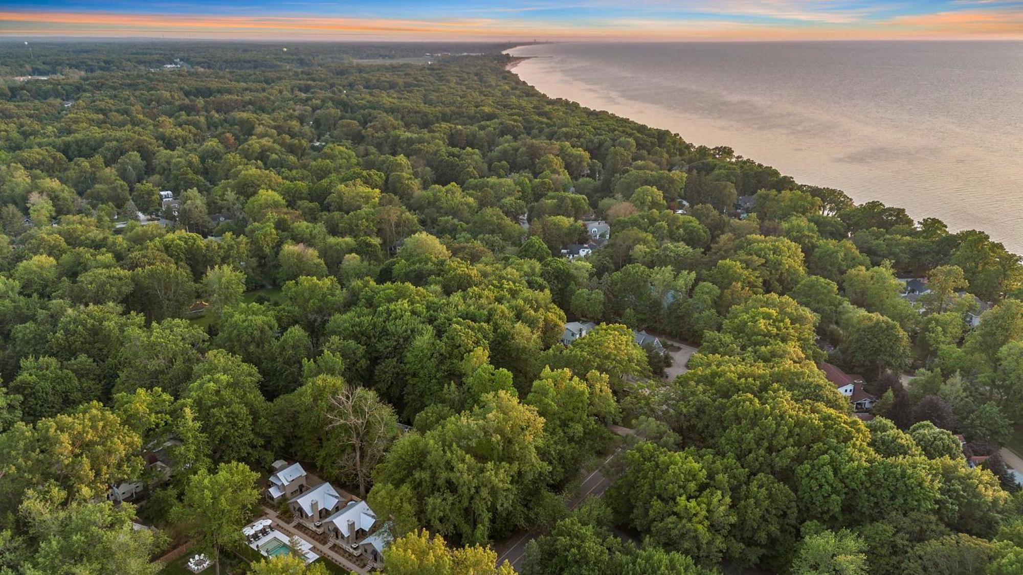 The Townie Cottages - All Units Union Pier Екстериор снимка