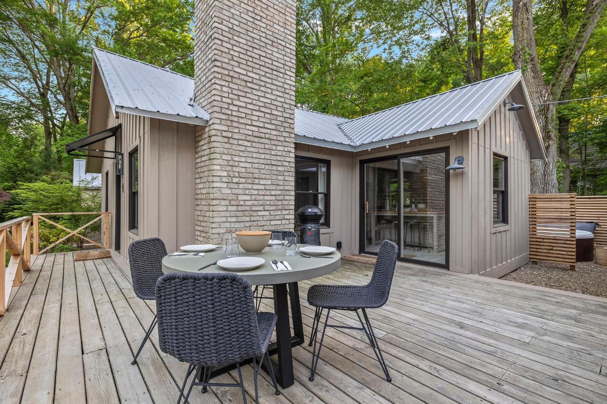 The Townie Cottages - All Units Union Pier Екстериор снимка